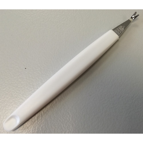 Coupe Cuticules 10.5cm, embout inox, manche blanc ERBE Coupe Cuticules 10.5cm, embout inox, manche blanc ERBE