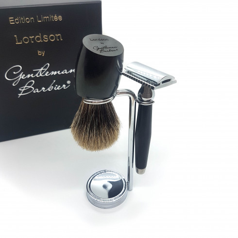photo de Set de rasage Lordson x Gentleman Barbier, Bois d'Ebène - Blaireau poil gris - rasoir sécurité photo de Set de rasage Lordson x Gentleman Barbier, Bois d'Ebène - Blaireau poil gris - rasoir sécurité